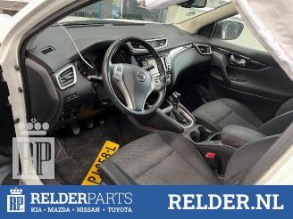 Nissan Qashqai Qashqai (J11), SUV, 2013 1.2 DIG-T 16V picture 10