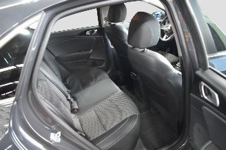 Kia Ceed 1.0 T-GDI picture 16