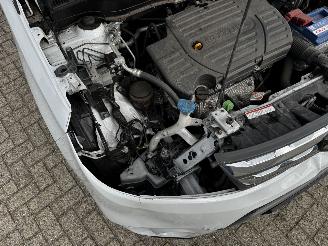 Suzuki Vitara 1.6 High Executive Pano picture 13