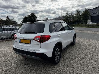 Suzuki Vitara 1.6 High Executive Pano picture 4