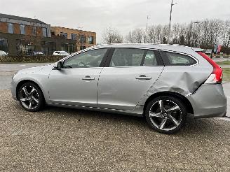 Volvo V-60 1.5 T3 R-Design picture 32