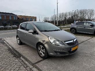 uszkodzony samochody osobowe Opel Corsa 1.3 CDTi EcoFlex 2010/12