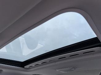 Volvo V-70 2.0 T4 Inscription Edition Pano picture 18