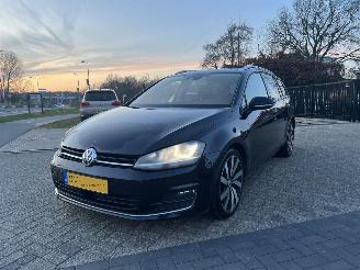 Volkswagen Golf 2.0 TDI Highline picture 11