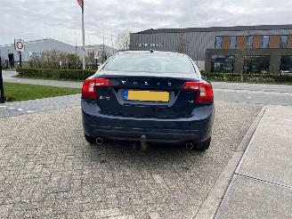 Volvo S-60 1.6 T4 Momentum Automaat picture 8