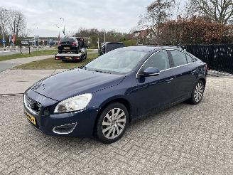 Volvo S-60 1.6 T4 Momentum Automaat picture 4
