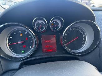 Opel Astra 1.6 turbo sport picture 13