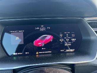 Tesla Model S 75D Base AUTOPILOT picture 17