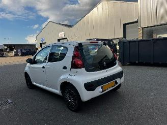 Peugeot 107 1.0 Access Accent Facelift picture 6