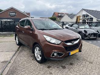 uszkodzony samochody osobowe Hyundai Ix35 1.6i GDI i-Drive | 118.109 km 2012/8