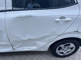 Kia Picanto 1.0 DPi ComfortLine | 10.300 km!! picture 26