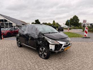 uszkodzony samochody osobowe Toyota Aygo 1.0 VVT-i x-clusiv | 44.274 km!! 2014/11