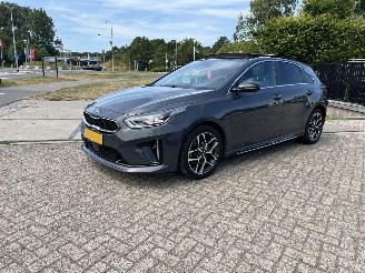 Damaged car Kia Cee d 1.0 T-GDi GT-Line | eerste eigenaar!! 2021/6