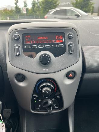 Peugeot 108 46.762 km!! picture 16