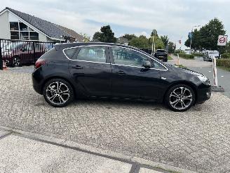 Opel Astra 1.6 Sport picture 10