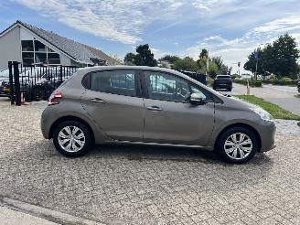 Peugeot 208 1.2 VTi Blue Lease Executive  165.378 KM !! picture 9