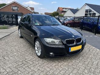 damaged passenger cars BMW 3-serie 320xd super service nieuwe banden 2012/4