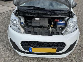 Peugeot 107 1.0 Access Accent | 88.469 km!! picture 13