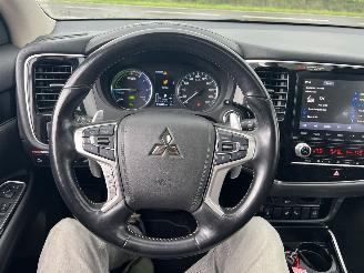 Mitsubishi Outlander 2.4 PHEV Intense+ picture 24