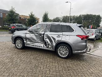 Mitsubishi Outlander 2.4 PHEV Intense+ picture 21