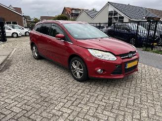 Unfallwagen Ford Focus 1.0 EcoBoost Lease Trend motor kapot 2012/12