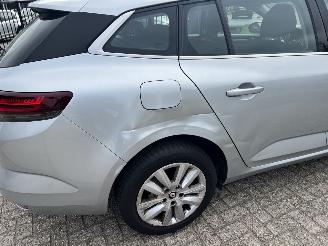 Renault Mégane 1.0 TCe Zen picture 17