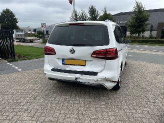 Volkswagen Sharan 2.0 TDI Exclusive Series picture 12