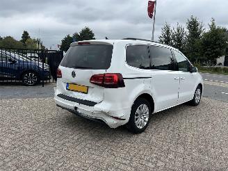 Volkswagen Sharan 2.0 TDI Exclusive Series picture 11