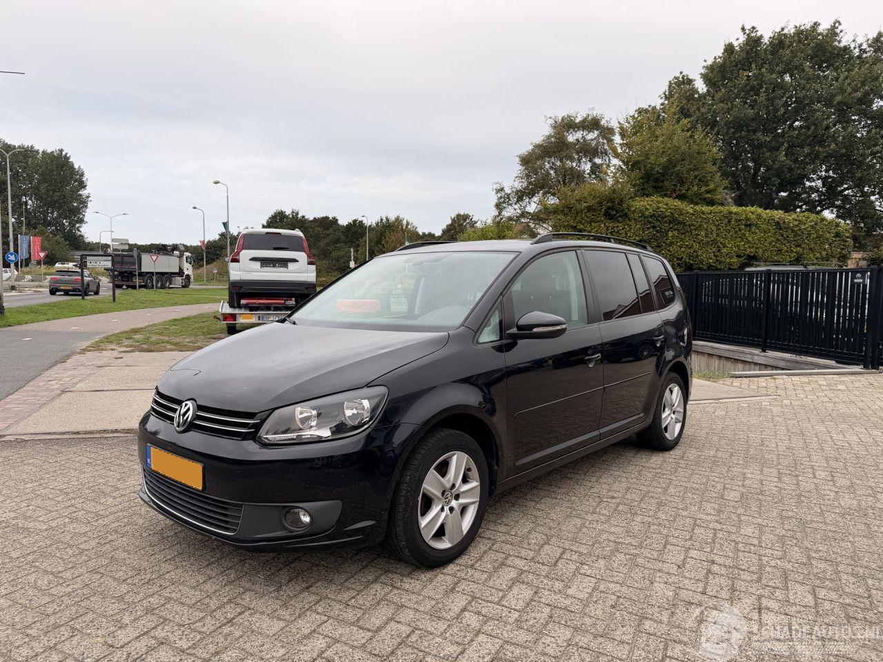 Volkswagen Touran 1.2 TSI 7P