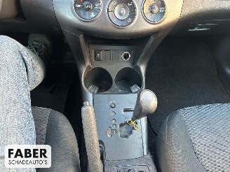 Toyota Rav-4 2.0 VVTi Executive Business picture 13