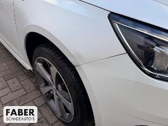 Peugeot 308 1.2 PureTech GT-line picture 23