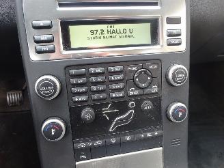 Volvo V-70 2.0D Limited Edition 136pk, Navi, Leer, Climate & Cruise control picture 17