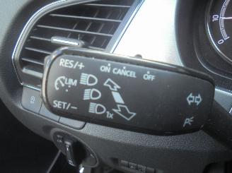 Skoda Fabia Ambition 1.0i 95pk Euro6, Airco, Cruise control, PDC picture 10