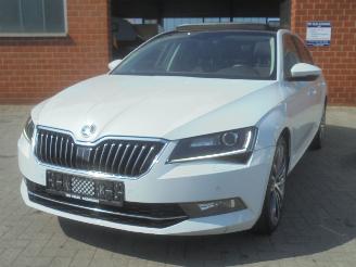 Skoda Superb 2.0 TDI Ambition Business, Panorama, Navi, DAB+, Climate & Cruise picture 2