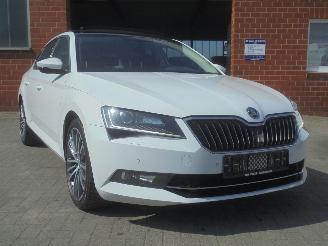 Skoda Superb 2.0 TDI Ambition Business, Panorama, Navi, DAB+, Climate & Cruise picture 4