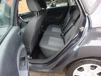Ford Fiesta 1.4 Trend Automaat, 37.000 km NAP, Airco, Nieuwe APK picture 12