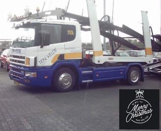 krockskadad bil auto Volkswagen  Prettige feestdagen en een gezond 2026 ! 2025/1