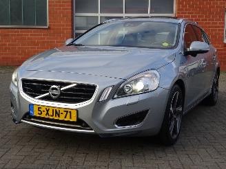 Volvo V-60 D6 AWD Pug-in Hybride, 158kw, Leer, Navi, Schuifdak picture 2
