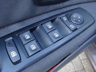 Renault Scenic 1.6 Parisienne 81kw Benz., Panorama, Navi, Climate&Cruise picture 16