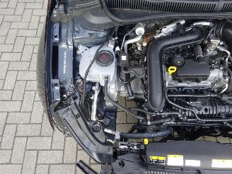 Volkswagen Polo Goal 1.0i 70kw ,DAB+, Navi, Airco, Stoelverw., Lane assist, Adaptive cruise picture 25