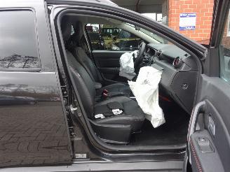 Dacia Duster Extreme 96kw Euro6, Navi, Leer, Airco, Stoelverw, Camera picture 7