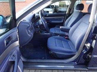 Audi A4 Avant 1.6 Advance 74kw, Navi, Climate & Cruise control, ZEER MOOI !! picture 16