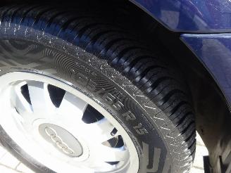 Audi A4 Avant 1.6 Advance 74kw, Navi, Climate & Cruise control, ZEER MOOI !! picture 30