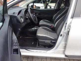 Toyota Yaris Y20 1.5i Automaat, Climate & Cruise, Lane assist, Camera picture 12