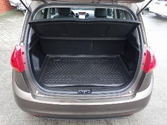 Kia Venga Summer Edition 1.4 CVVT, Panorama, Navi, Leer, Airco, Cruise picture 9