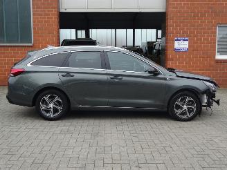 Hyundai I-30 Stationwagon 88kw Hybride, Climate & Cruise, Navi, Laneassist picture 6