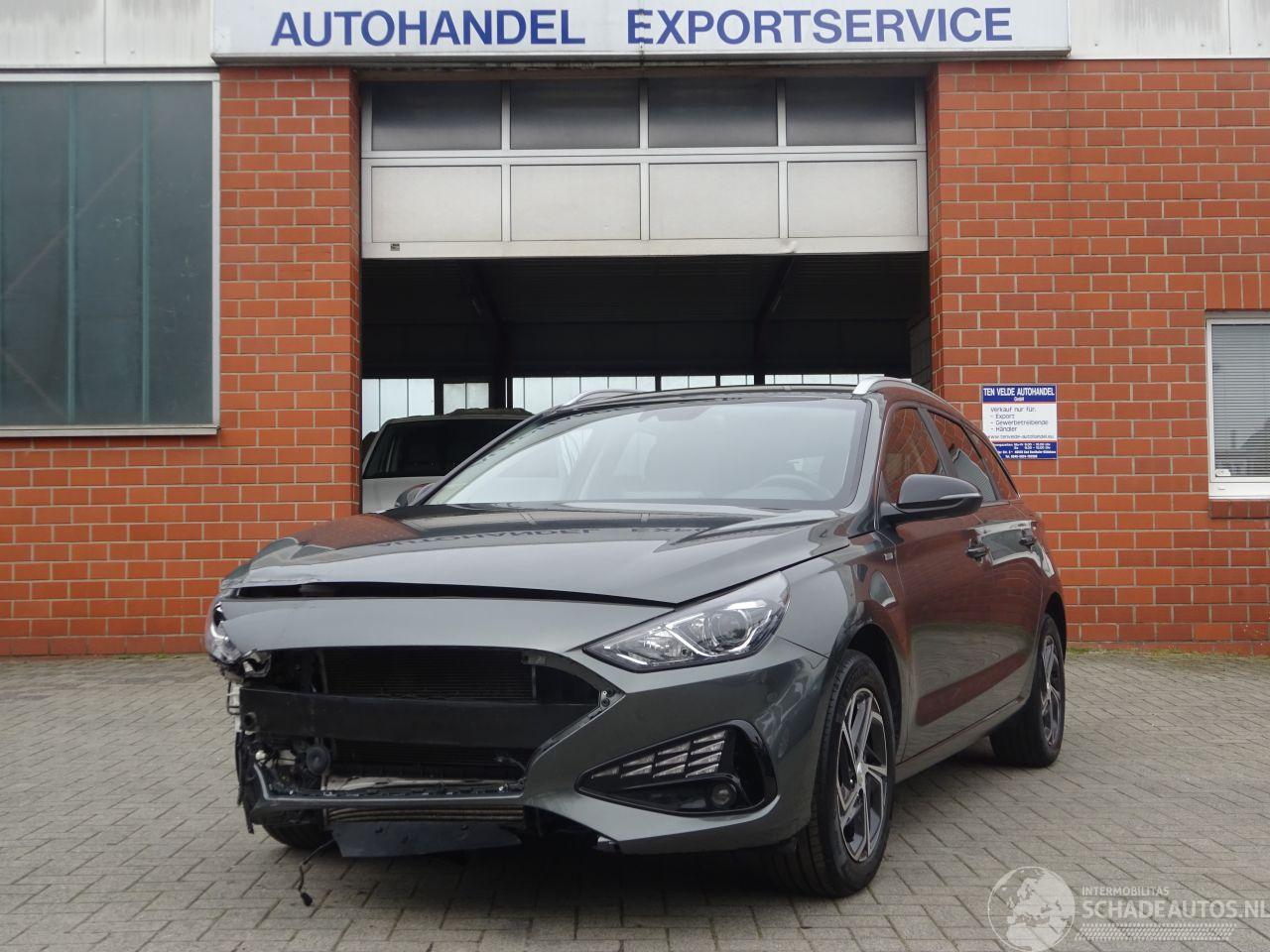 Hyundai I-30 Stationwagon 88kw Hybride, Climate & Cruise, Navi, Laneassist