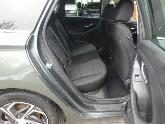 Hyundai I-30 Stationwagon 88kw Hybride, Climate & Cruise, Navi, Laneassist picture 8