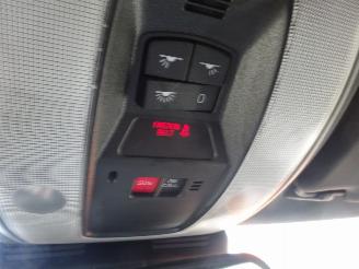 Volvo V-60 2.4 D6 AWD Plug-In Hybrid Summum, Leer, Navi, Climate & cruise picture 21