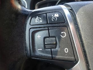 Volvo V-60 2.4 D6 AWD Plug-In Hybrid Summum, Leer, Navi, Climate & cruise picture 18